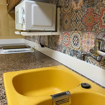 En L Ampolla Apartman